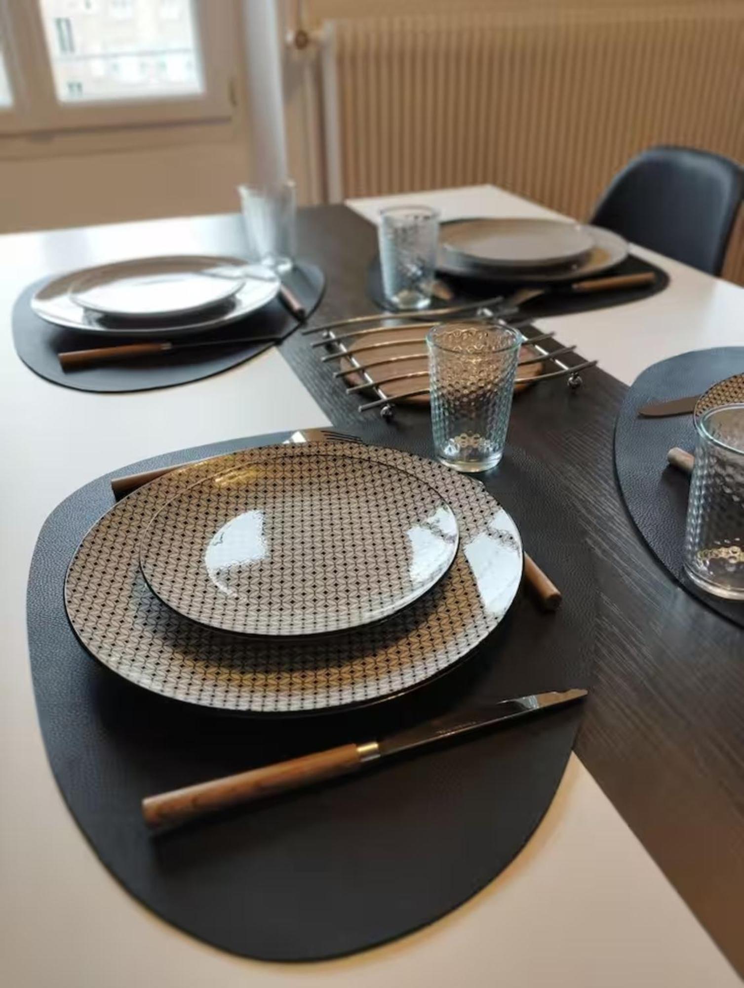Appartement Foch Le Puy-en-Velay ภายนอก รูปภาพ