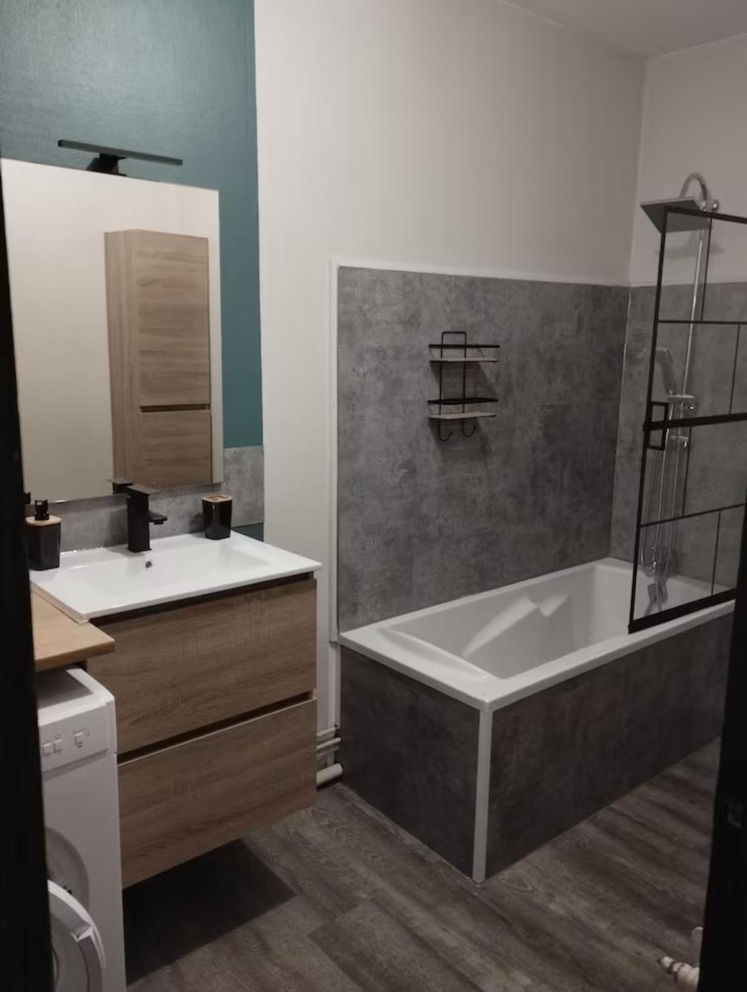 Appartement Foch Le Puy-en-Velay ภายนอก รูปภาพ