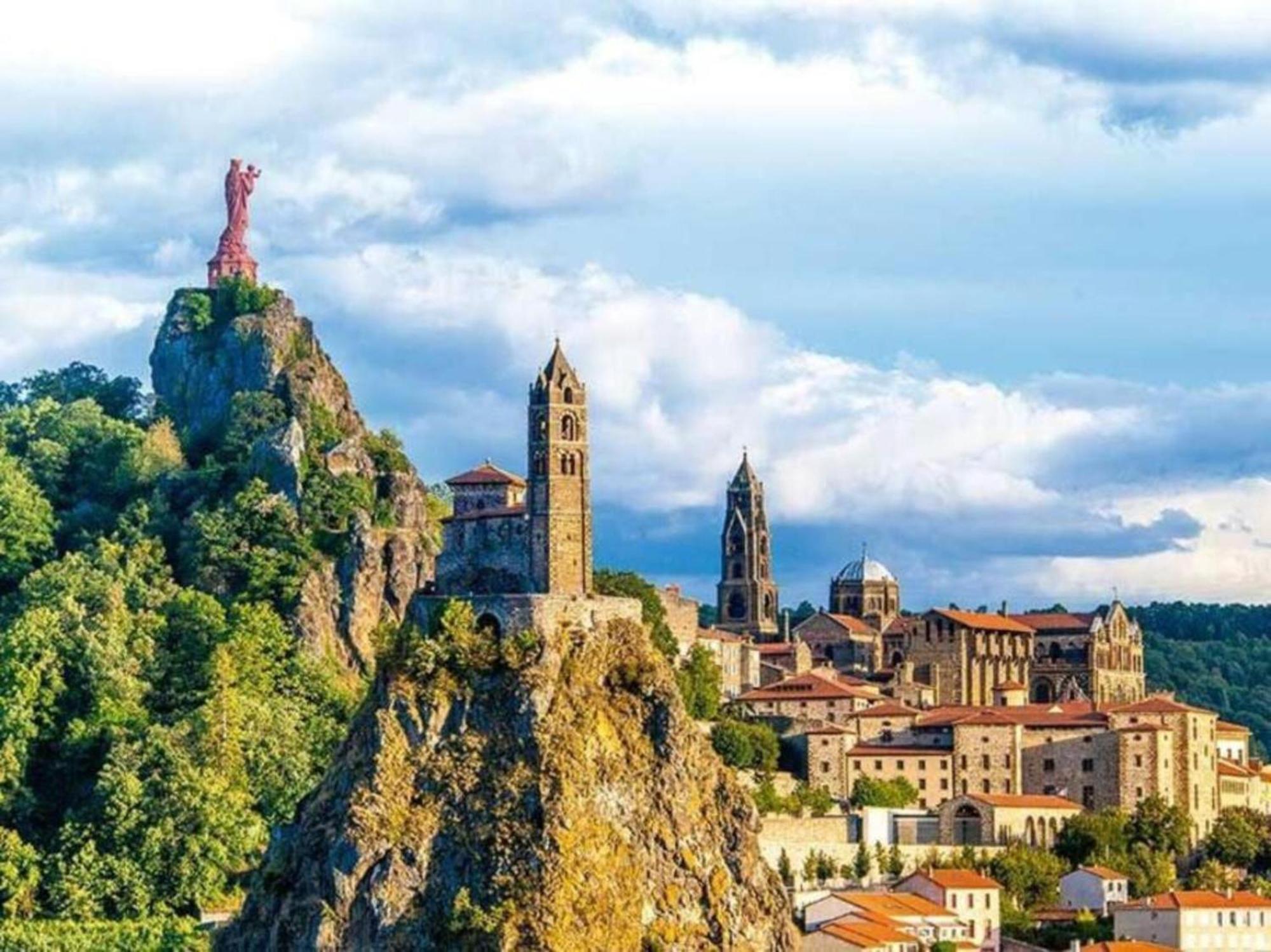 Appartement Foch Le Puy-en-Velay ภายนอก รูปภาพ